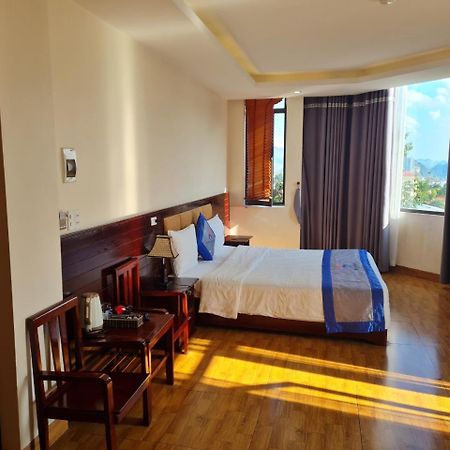 Minh Son Hotel Ta Lan Than エクステリア 写真