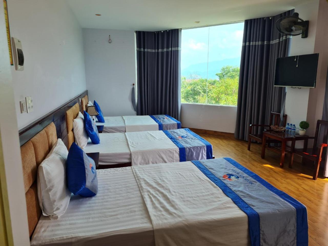 Minh Son Hotel Ta Lan Than エクステリア 写真
