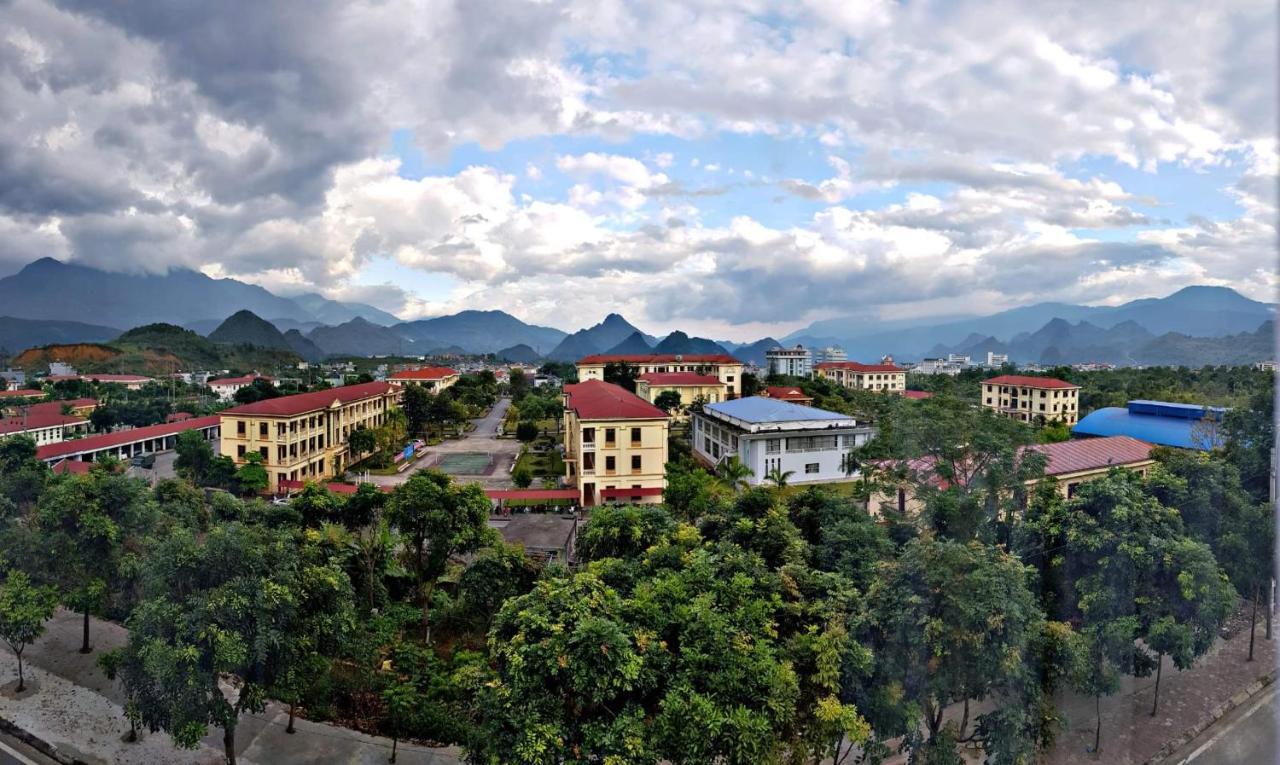 Minh Son Hotel Ta Lan Than エクステリア 写真