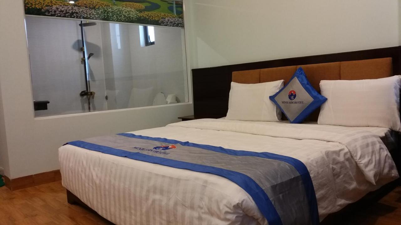 Minh Son Hotel Ta Lan Than エクステリア 写真